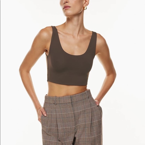 Aritzia Tops - NWT Aritzia contour racer back tank